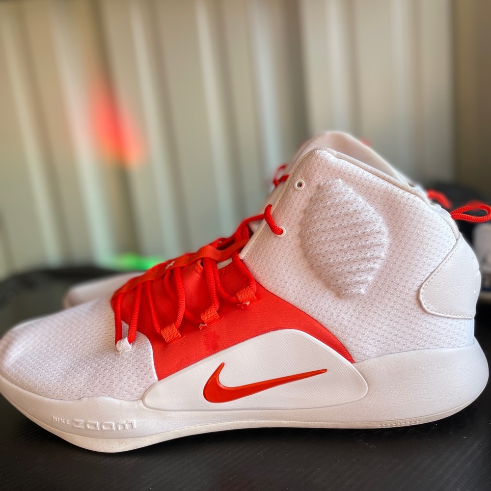 nike Hyperdunk TB “white total orange”